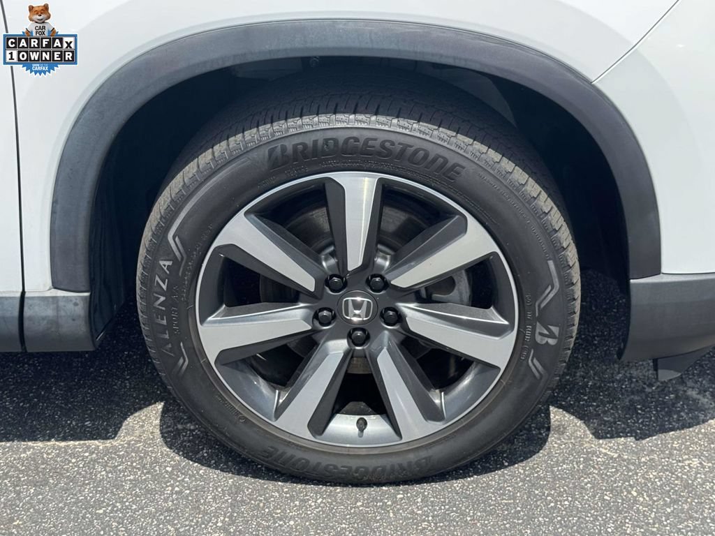 Used 2023 Honda Pilot Touring image 7