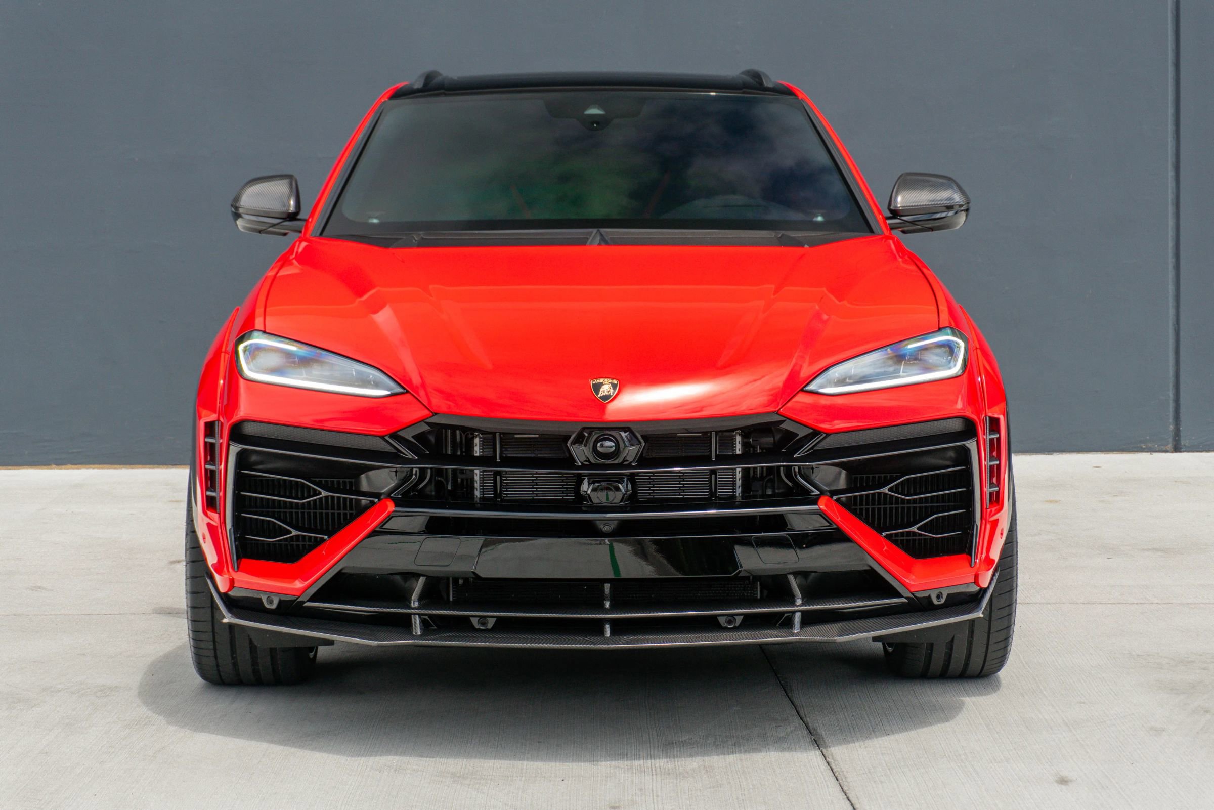 Used 2026 Lamborghini Urus SE AWD/4WD image 4