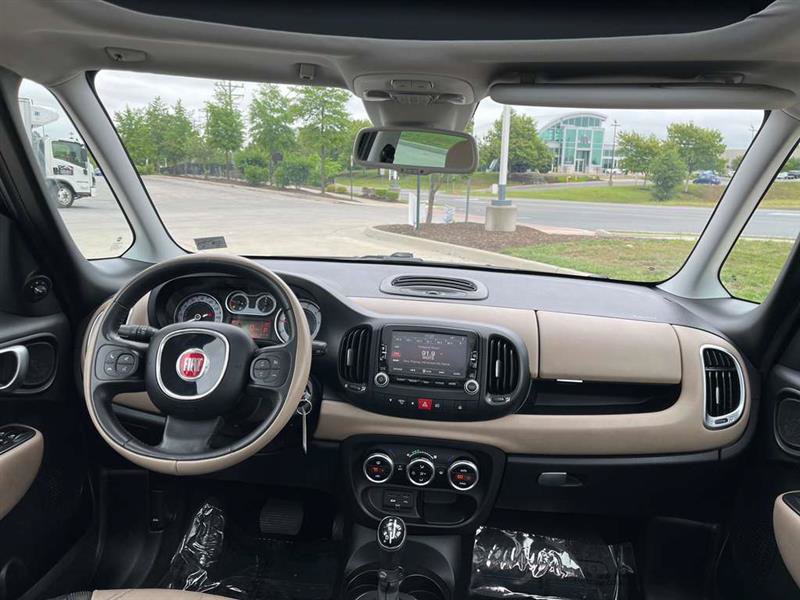 Used 2014 FIAT 500L Lounge FWD image 25