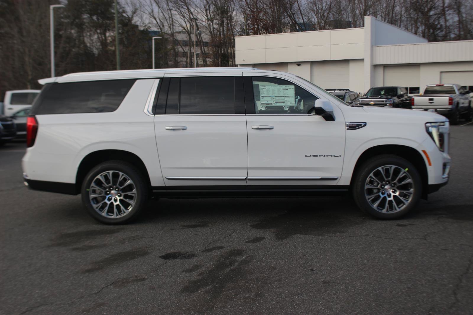 New 2026 GMC Yukon XL Denali w/ Sun & Power Step Package image 8