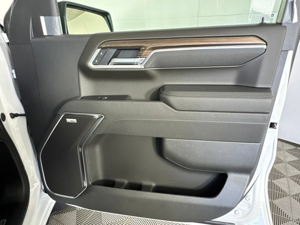New 2026 Chevrolet Silverado 1500 RST AWD/4WD image 39
