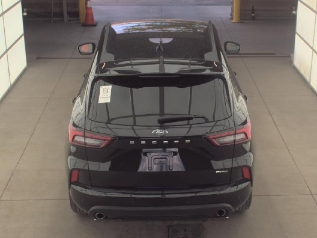 Used 2023 Ford Escape ST-Line w/ Tech Pack #1 image 6