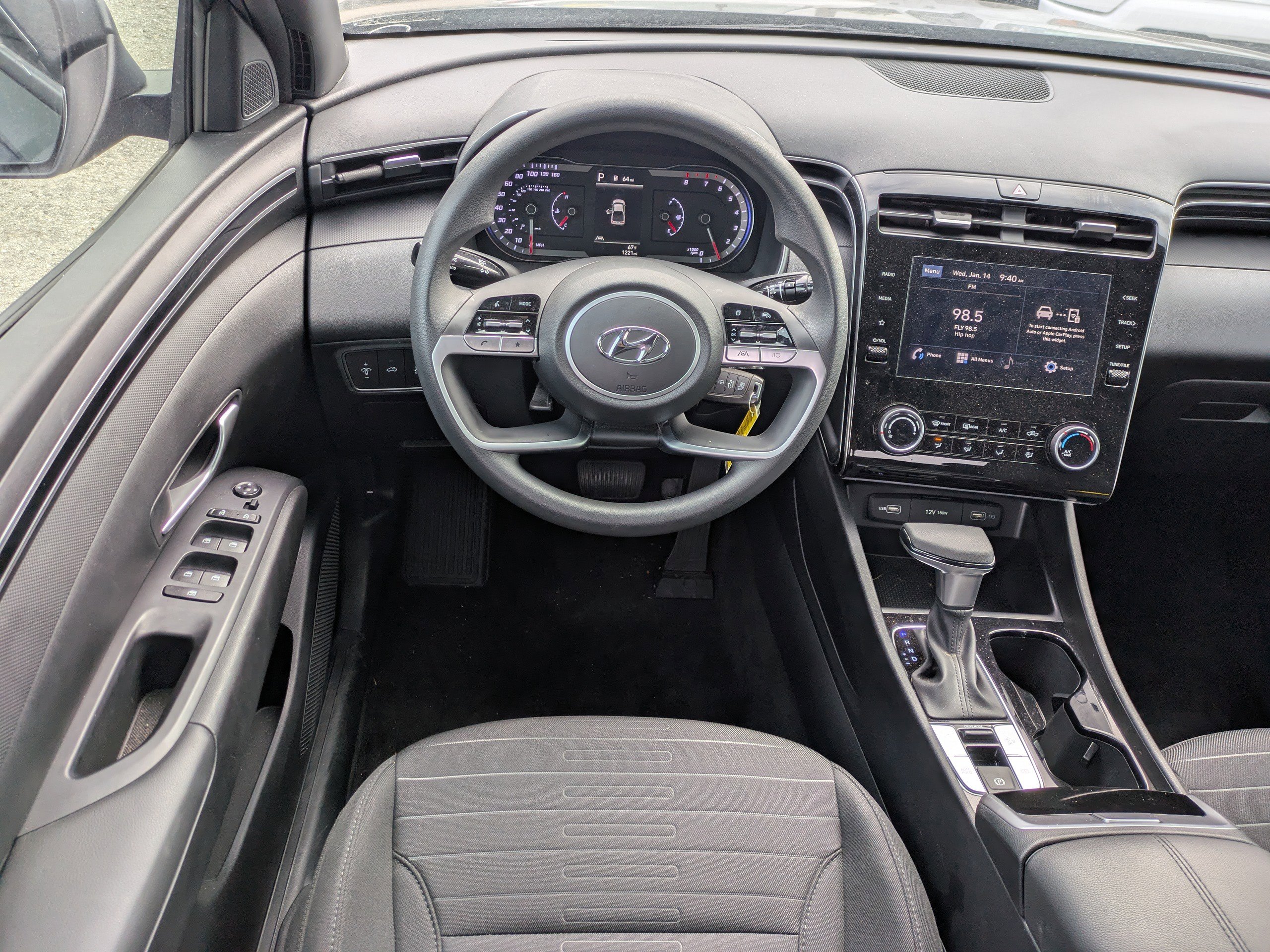 Used 2024 Hyundai Santa Cruz SE image 15