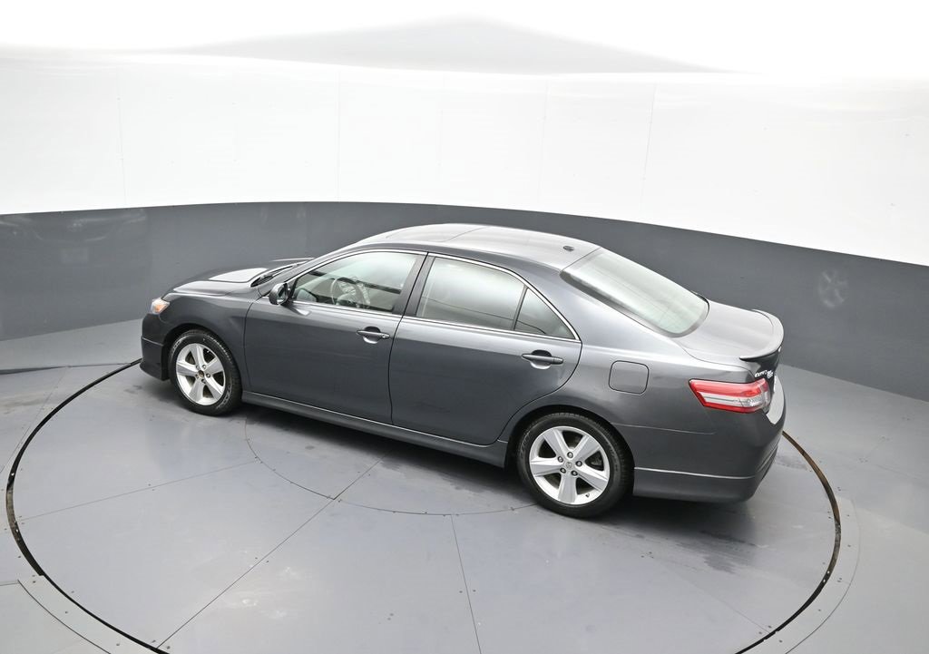 Used 2011 Toyota Camry SE image 35