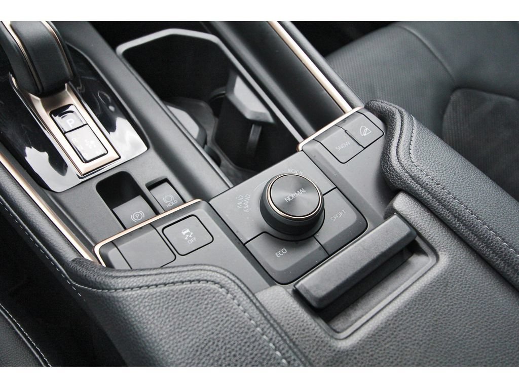 Used 2026 Toyota Grand Highlander AWD Hybrid image 28