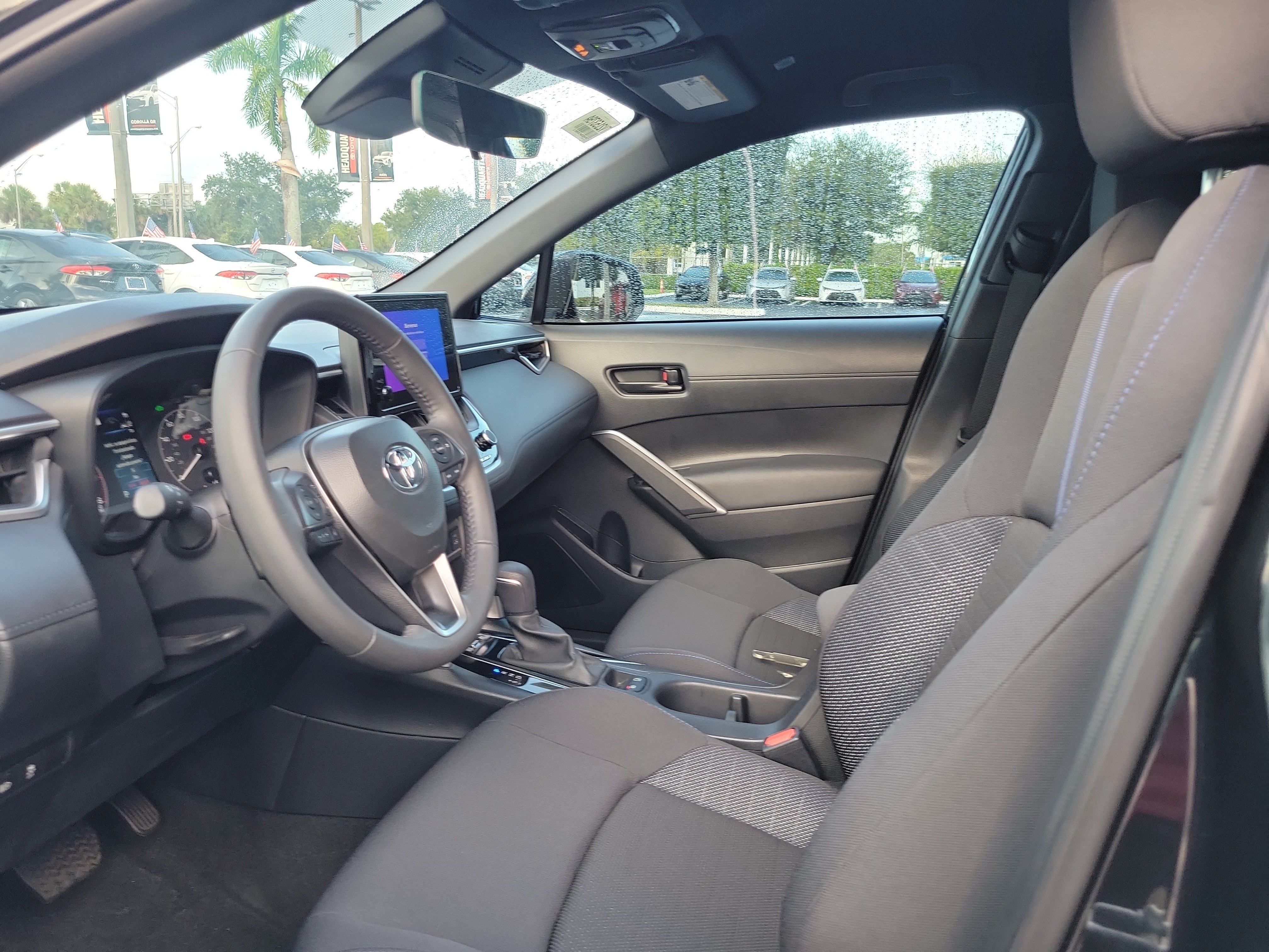 Used 2024 Toyota Corolla Cross AWD Hybrid image 19