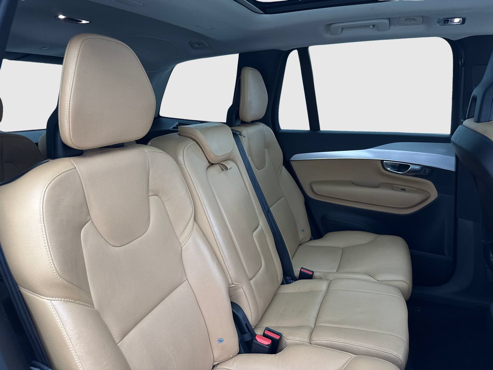 Used 2016 Volvo XC90 T6 Momentum w/ Protection Package Plus AWD/4WD image 44