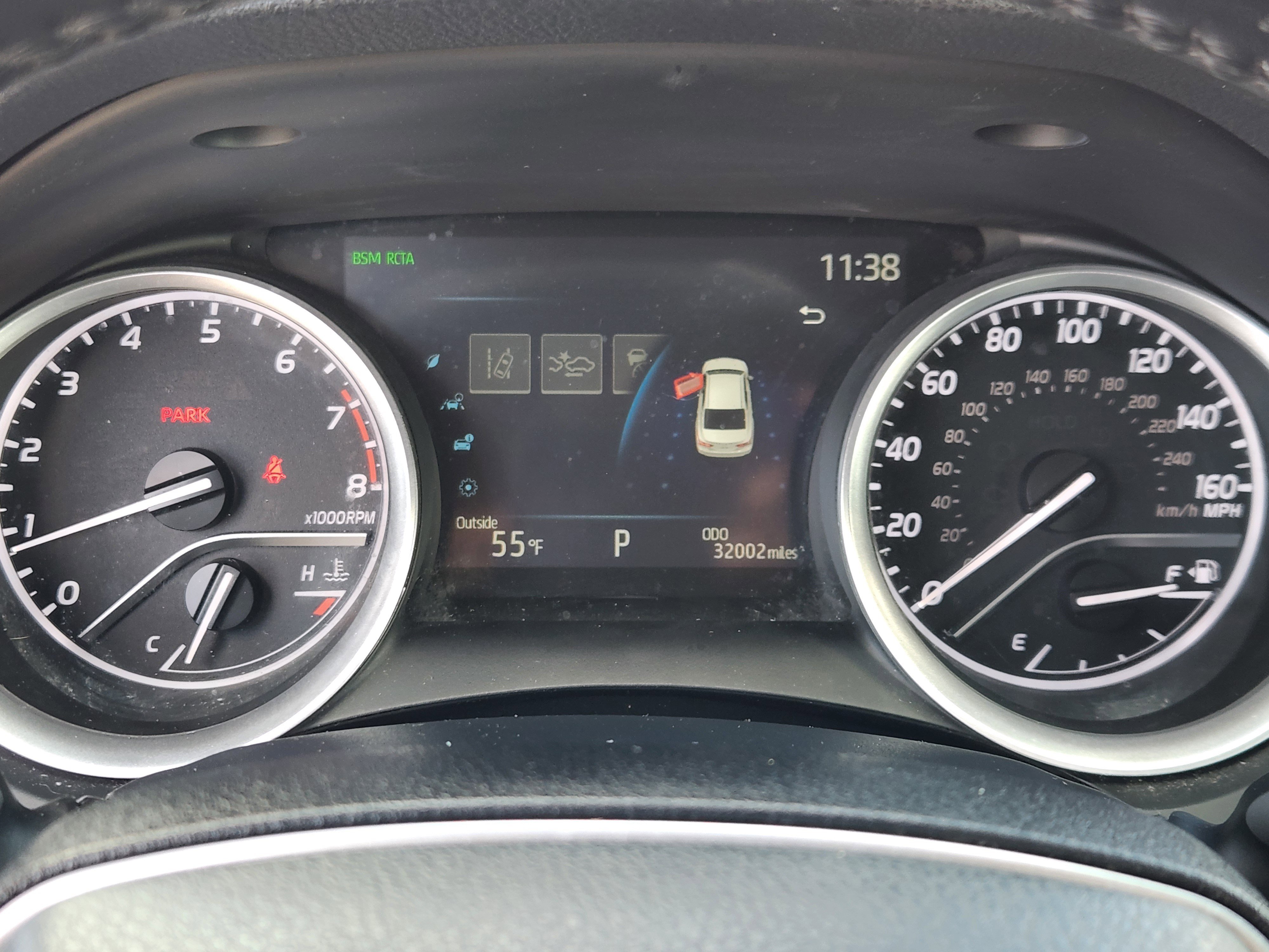 Used 2023 Toyota Camry LE image 10