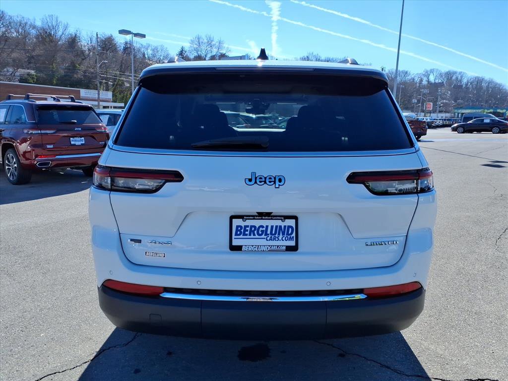 Used 2022 Jeep Grand Cherokee L Limited w/ Trailer Tow Group (B) image 5