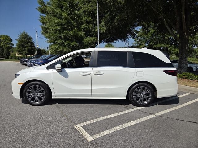 Certified 2025 Honda Odyssey Touring image 5