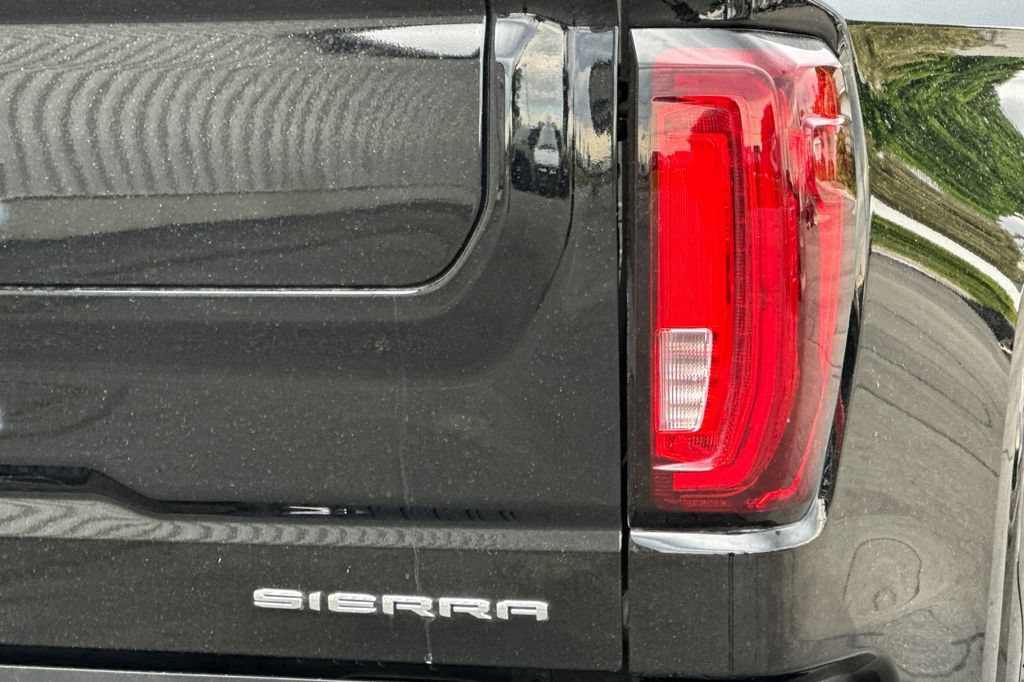 Used 2023 GMC Sierra 1500 Denali Ultimate AWD/4WD image 24