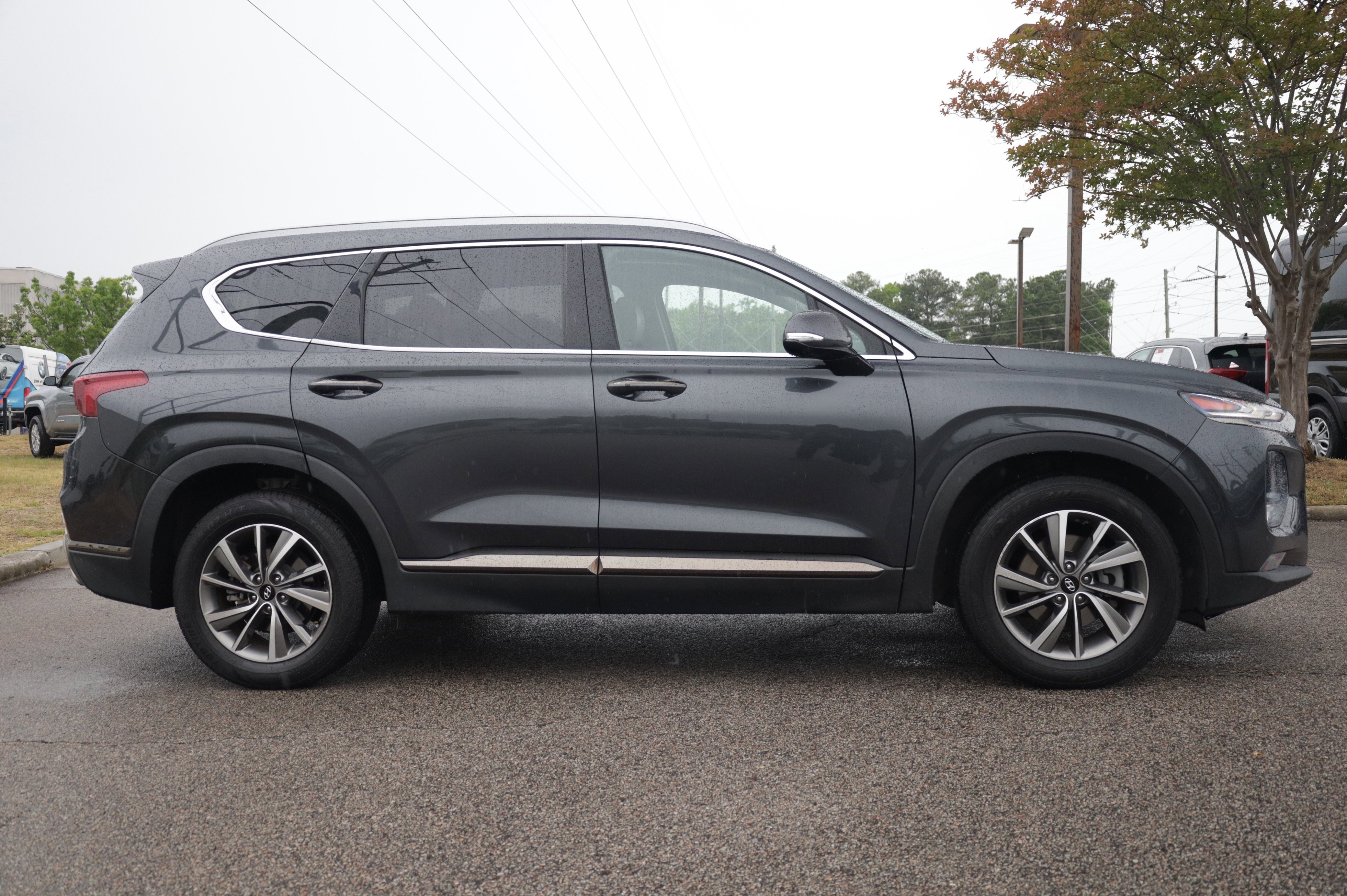 Used 2020 Hyundai Santa Fe Limited FWD image 6