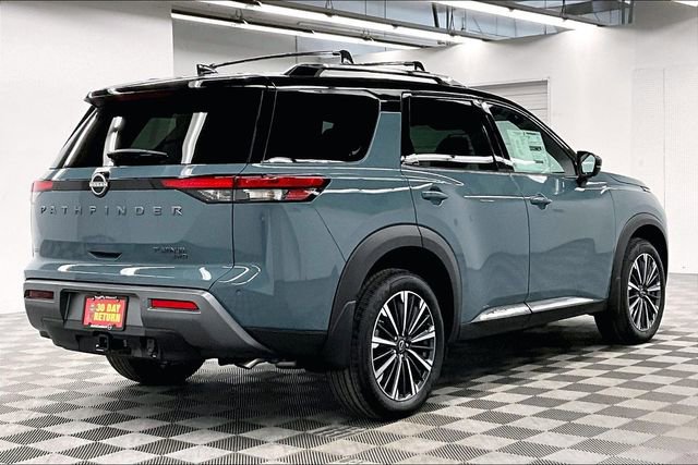 New 2026 Nissan Pathfinder Platinum image 17