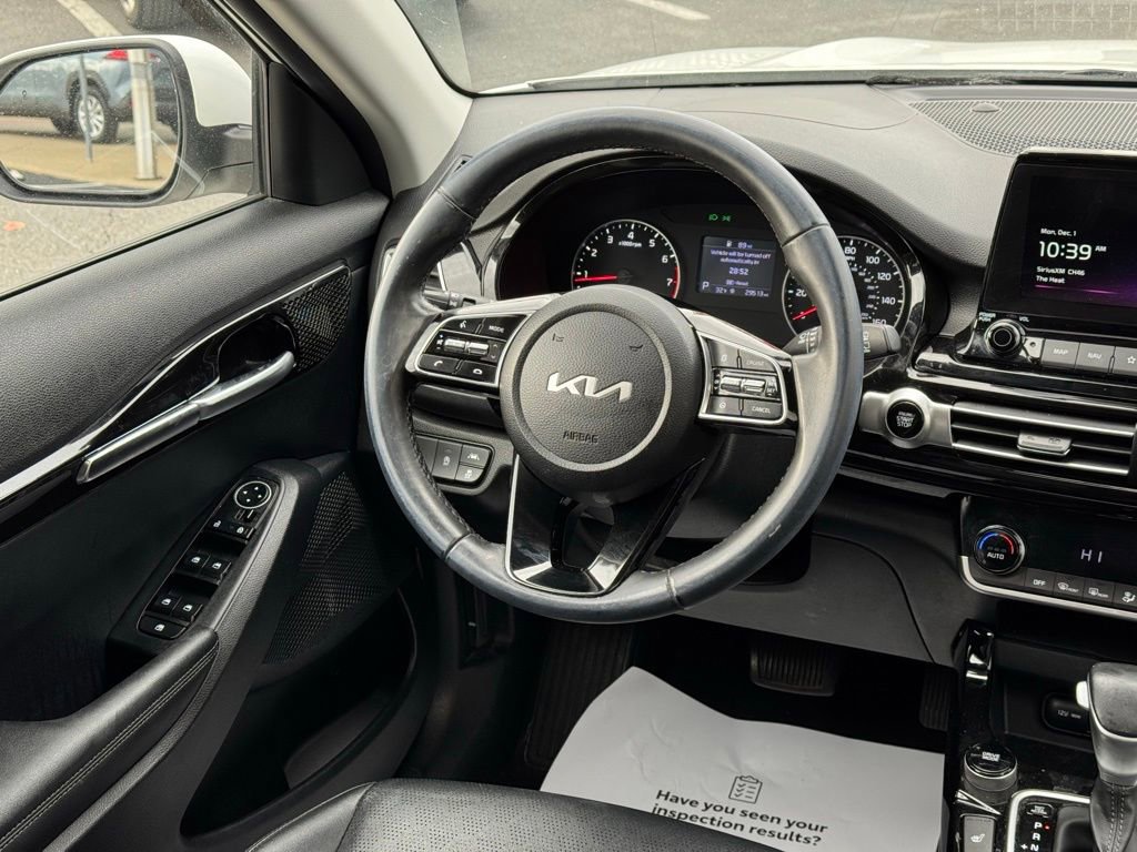 Used 2023 Kia Seltos EX image 45