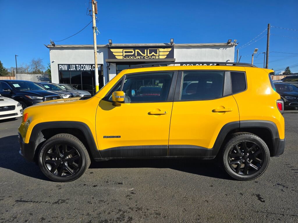 Used 2018 Jeep Renegade Altitude AWD/4WD image 11