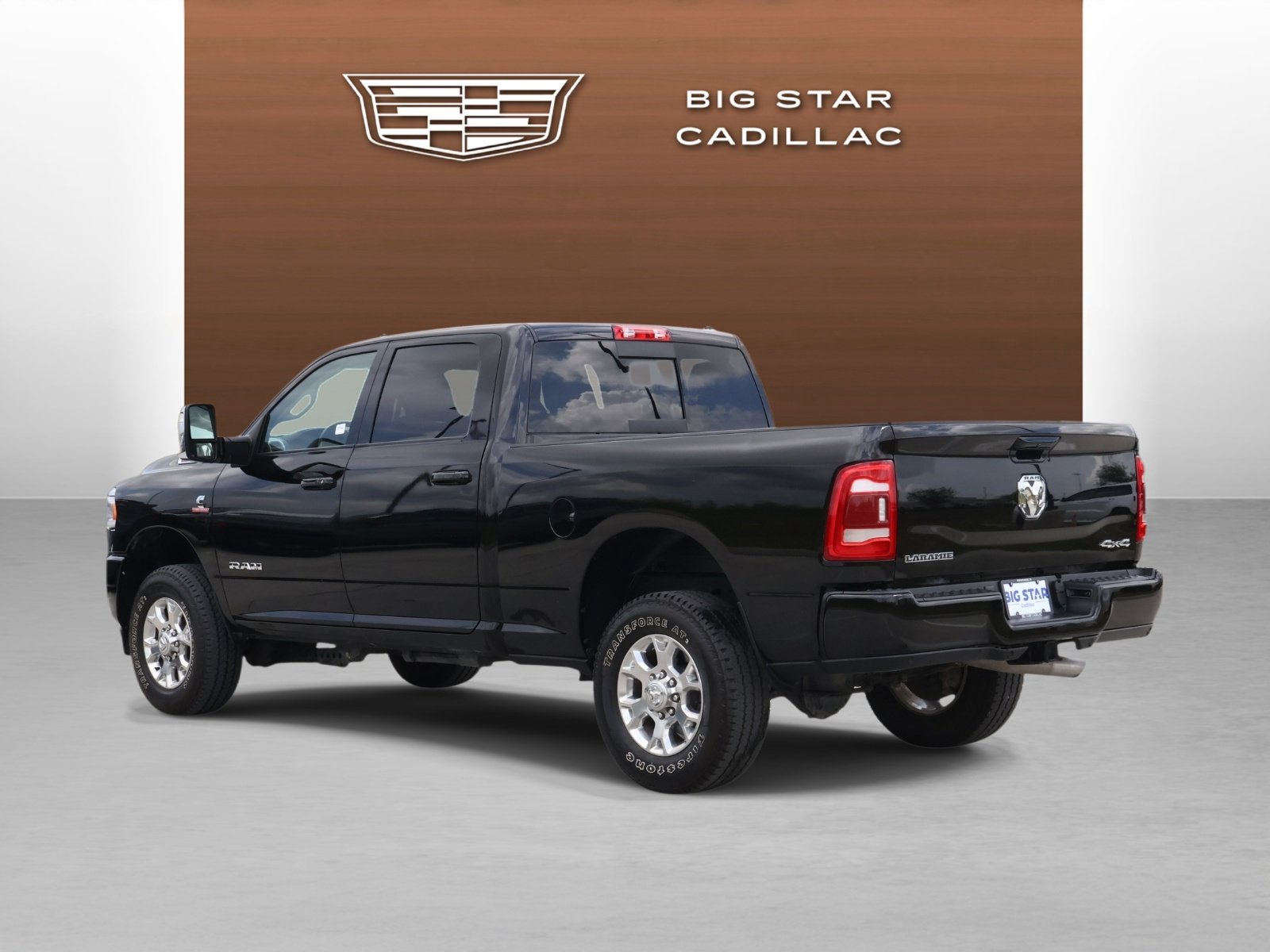 Used 2024 RAM 2500 Laramie image 3