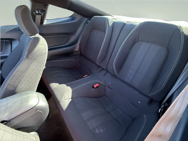 Used 2018 Ford Mustang GT RWD image 12