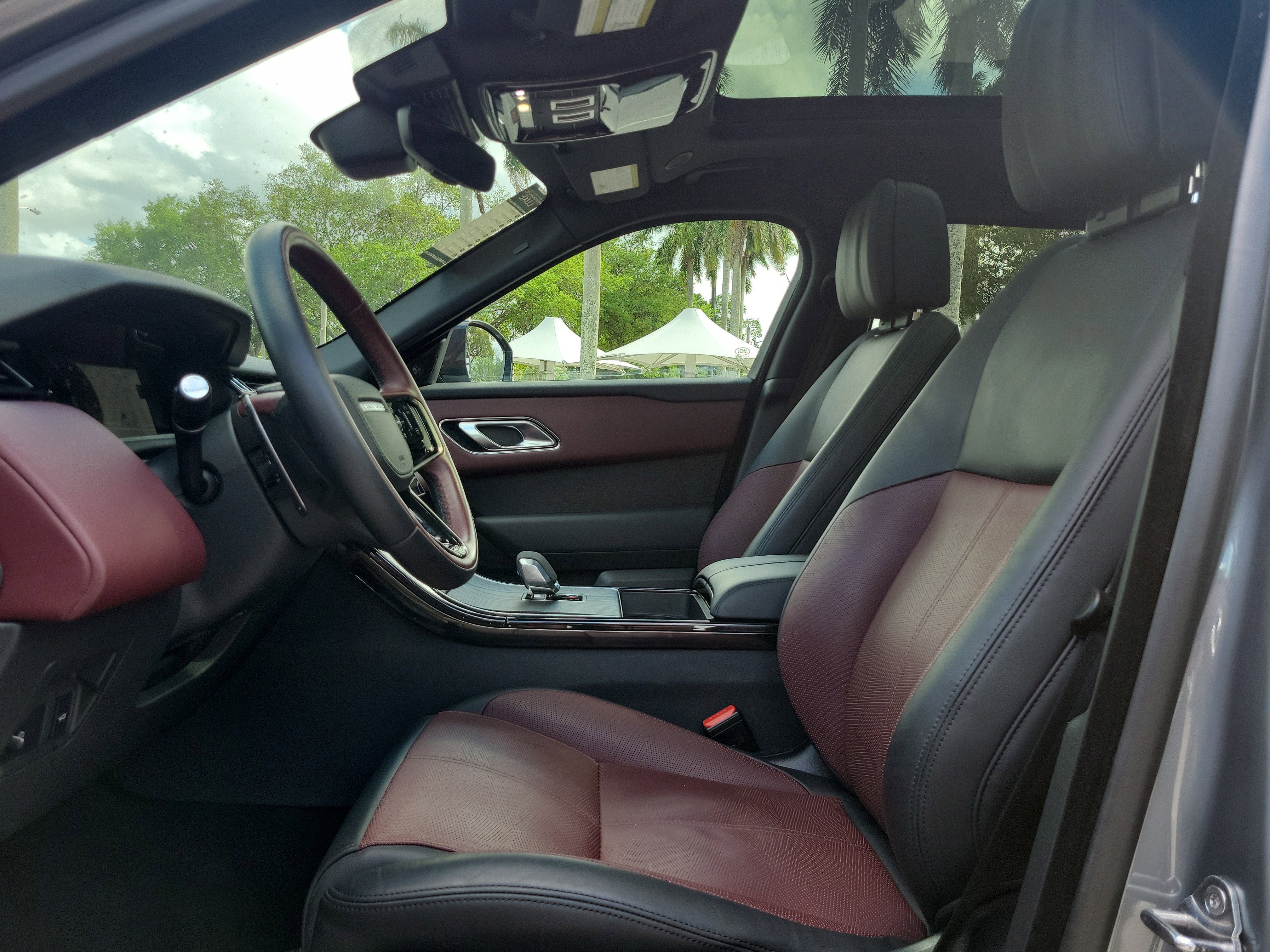 Used 2024 Land Rover Range Rover Velar Dynamic HSE image 21