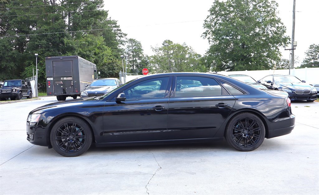 Used 2016 Audi A8 L TDI w/ Executive Package AWD/4WD image 4
