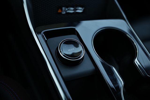 Used 2025 Chevrolet Equinox RS image 38