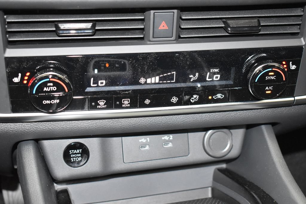 New 2026 Nissan Rogue SV AWD/4WD image 19