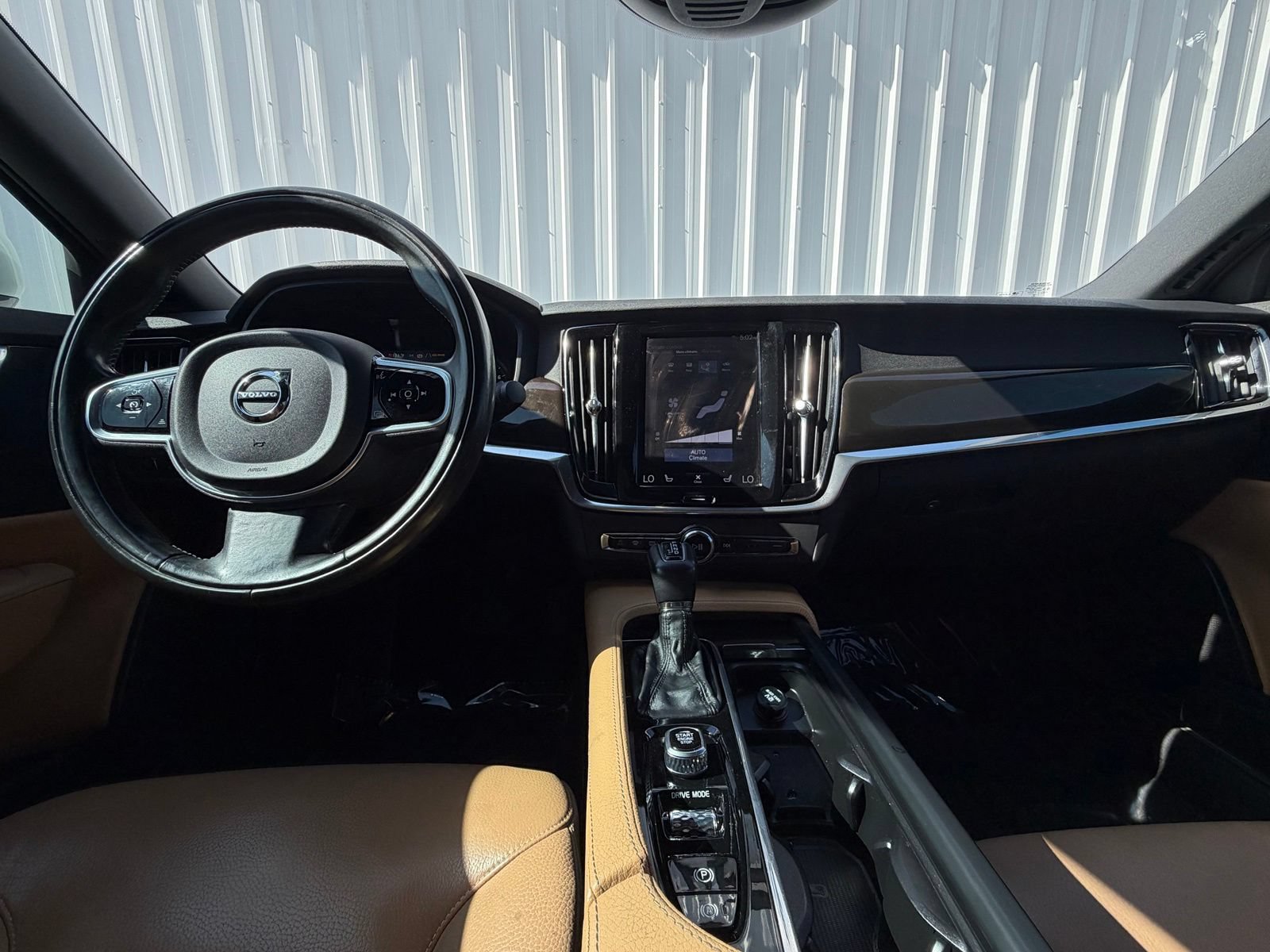 Used 2018 Volvo S90 T5 Momentum w/ Convenience Package AWD/4WD image 13