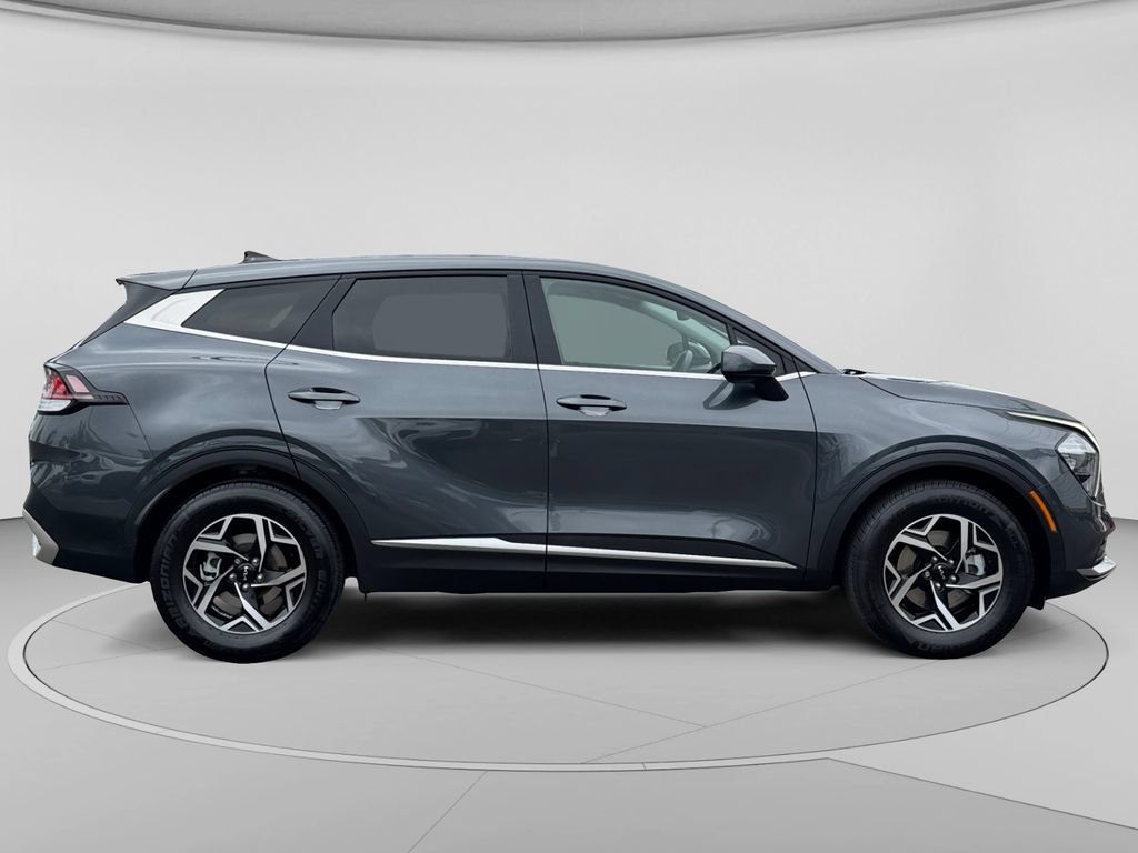 Used 2023 Kia Sportage LX FWD image 31