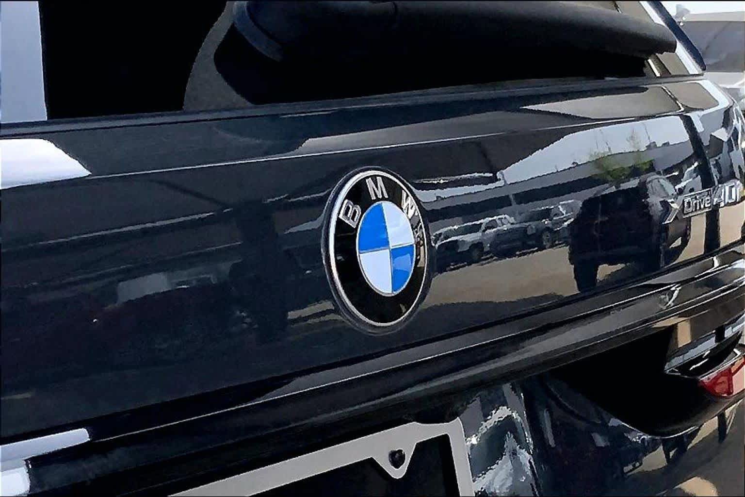 Used 2024 BMW X7 xDrive40i w/ M Sport Package image 30