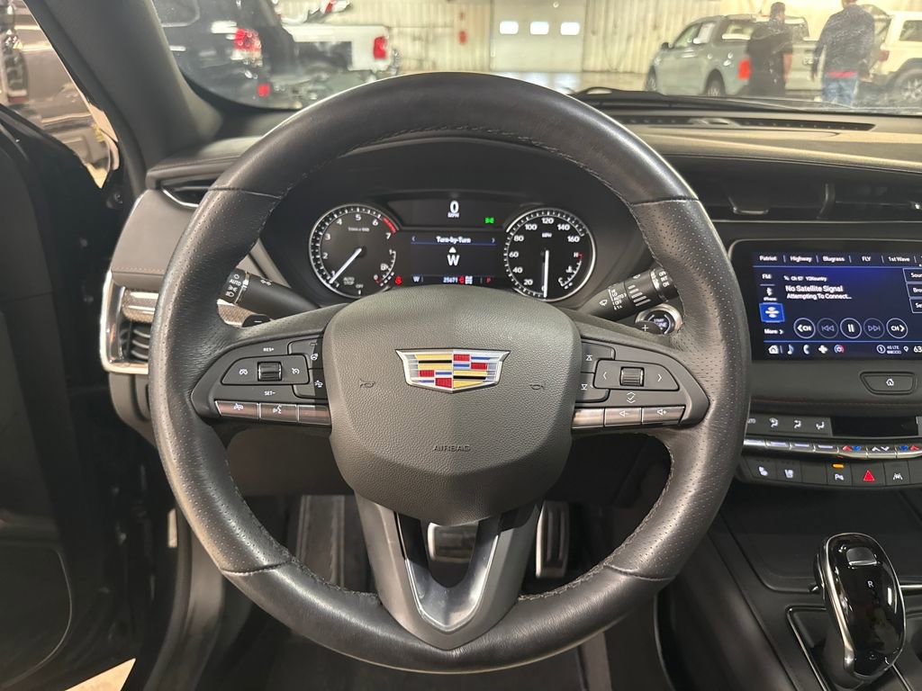 Used 2023 Cadillac XT4 Sport image 20