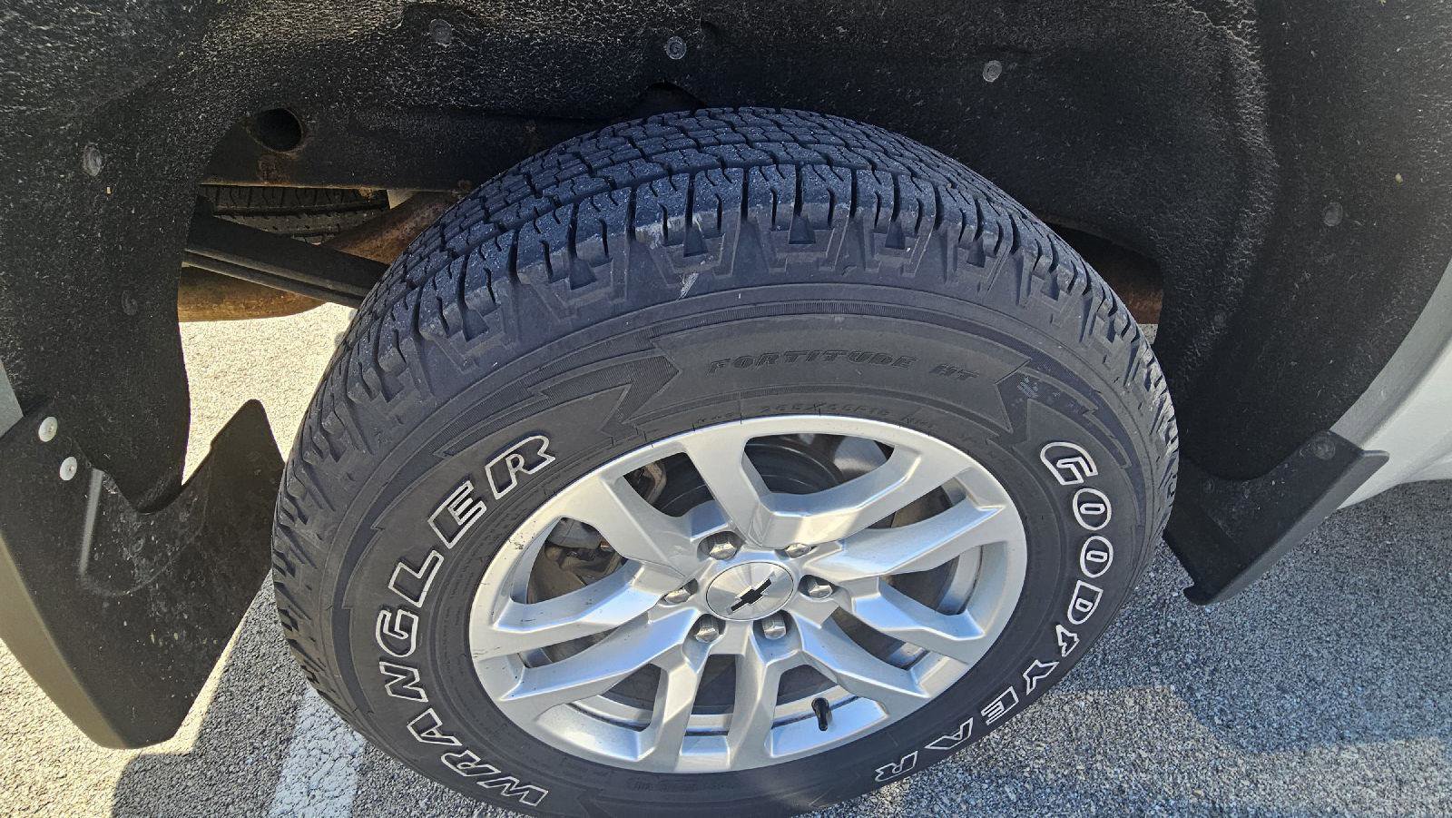 Used 2019 Chevrolet Silverado 1500 RST image 18