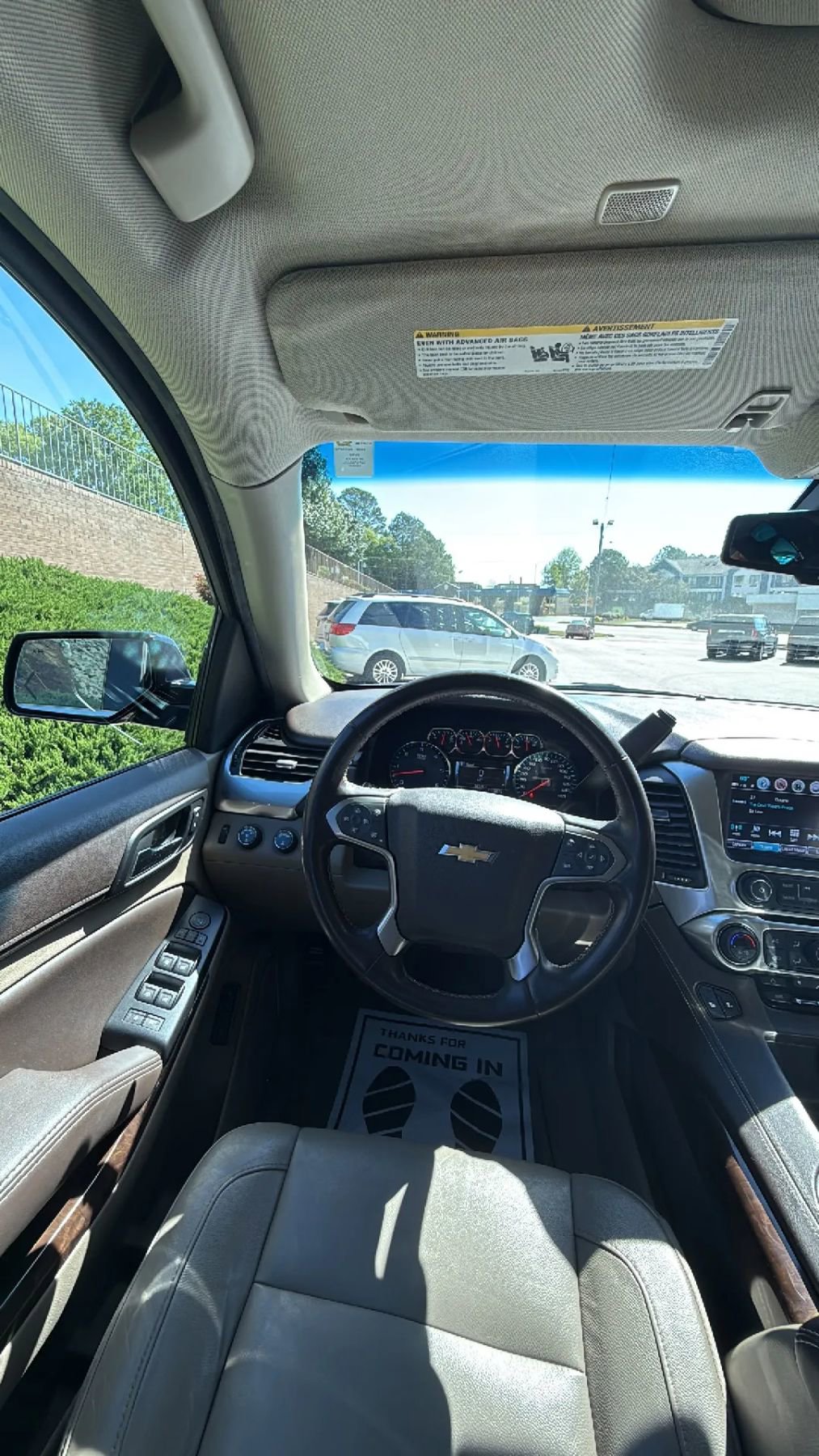 Used 2019 Chevrolet Tahoe LT w/ LT Signature Package AWD/4WD image 17