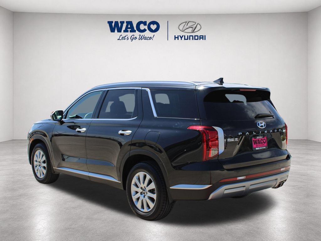 Used 2023 Hyundai Palisade SEL FWD image 5