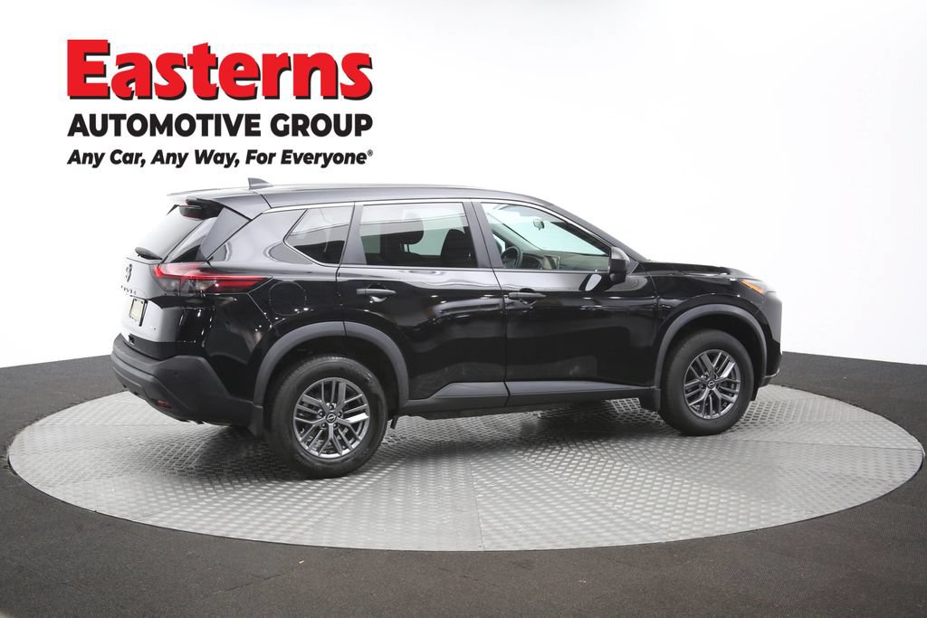 Used 2023 Nissan Rogue S AWD/4WD image 42