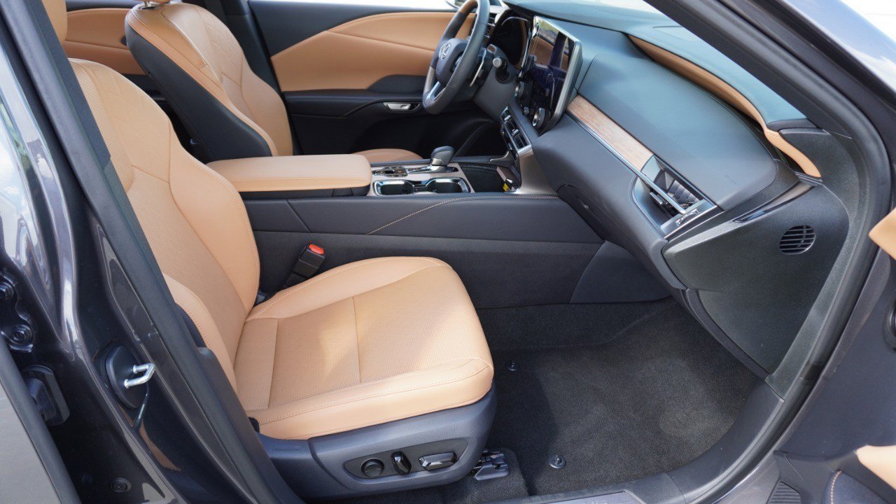 Certified 2025 Lexus RX 350 Premium Plus w/ Convenience Package image 14