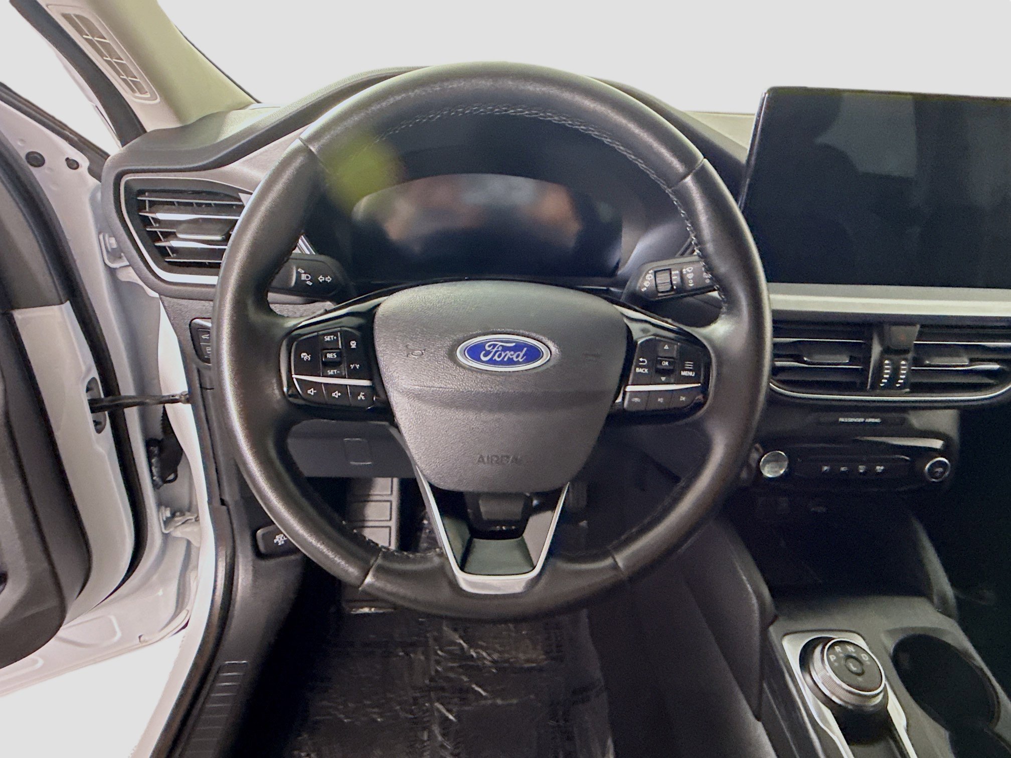 Used 2023 Ford Escape SE w/ PHEV Premium Package image 13