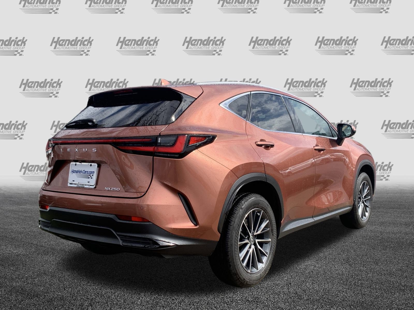 Certified 2025 Lexus NX 250 FWD w/ Towing Package (2000 Lbs) image 10