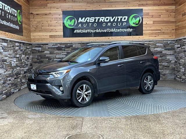 Used 2018 Toyota RAV4 XLE AWD/4WD image 5