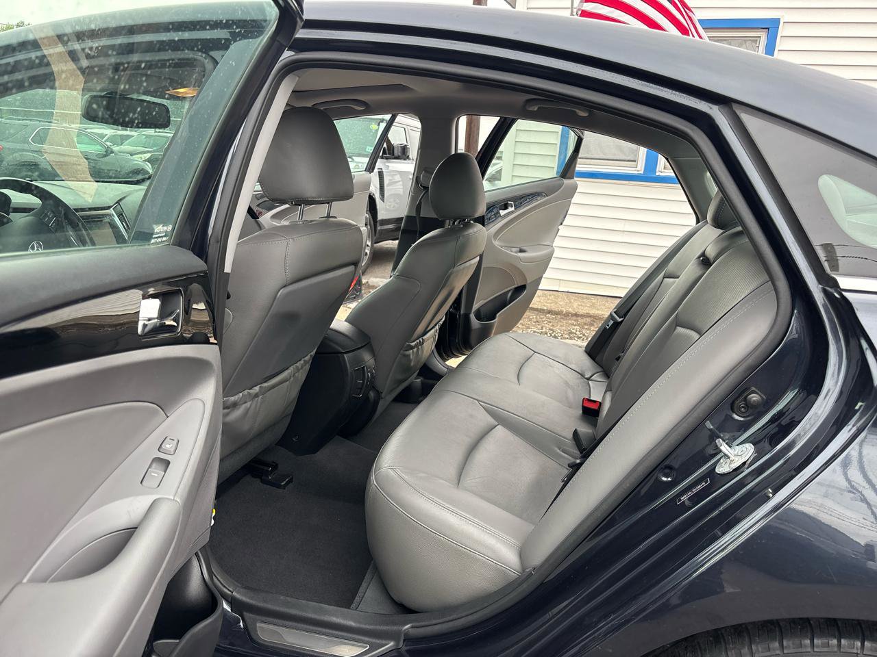 Used 2013 Hyundai Sonata Limited w/ Premium Pkg FWD image 15