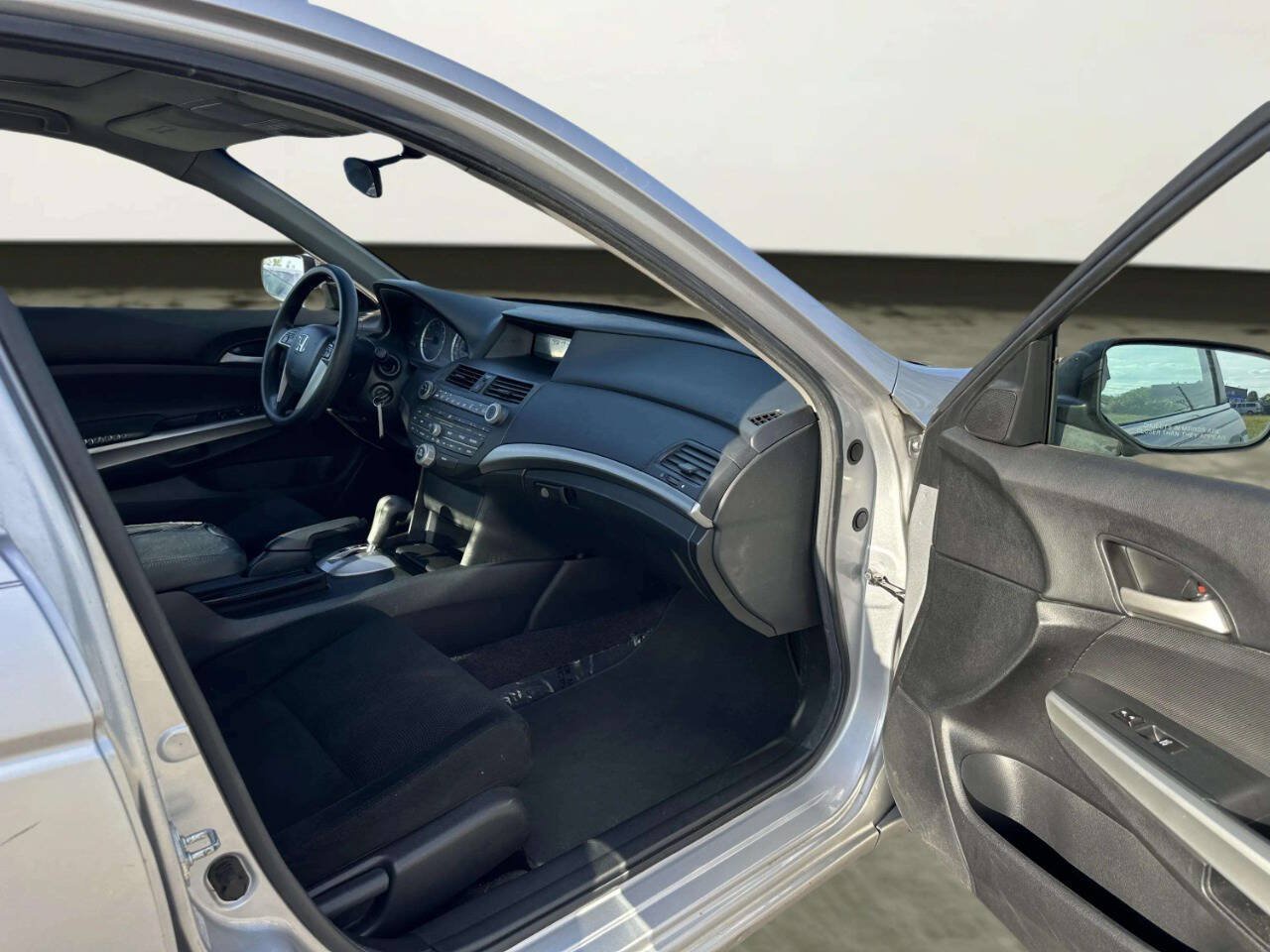 Used 2010 Honda Accord EX image 20