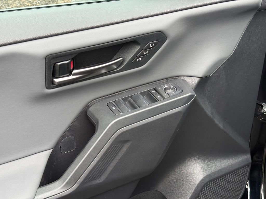 New 2026 Toyota RAV4 XSE AWD/4WD image 10