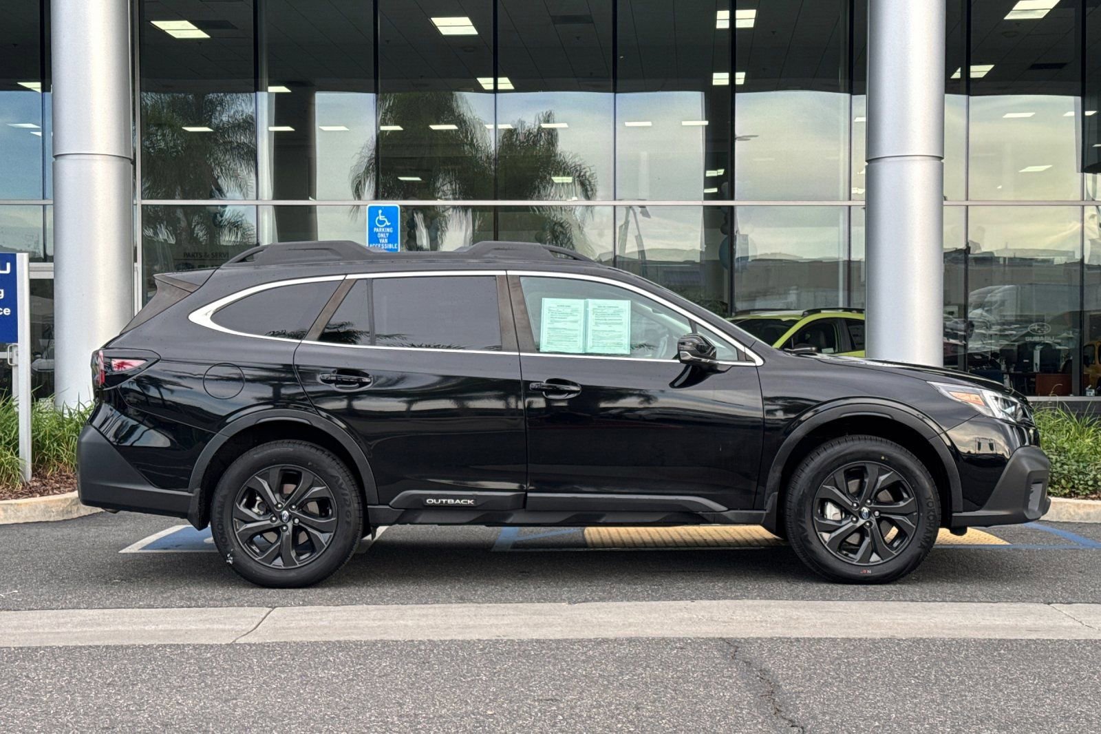 Certified 2021 Subaru Outback Onyx Edition XT image 3