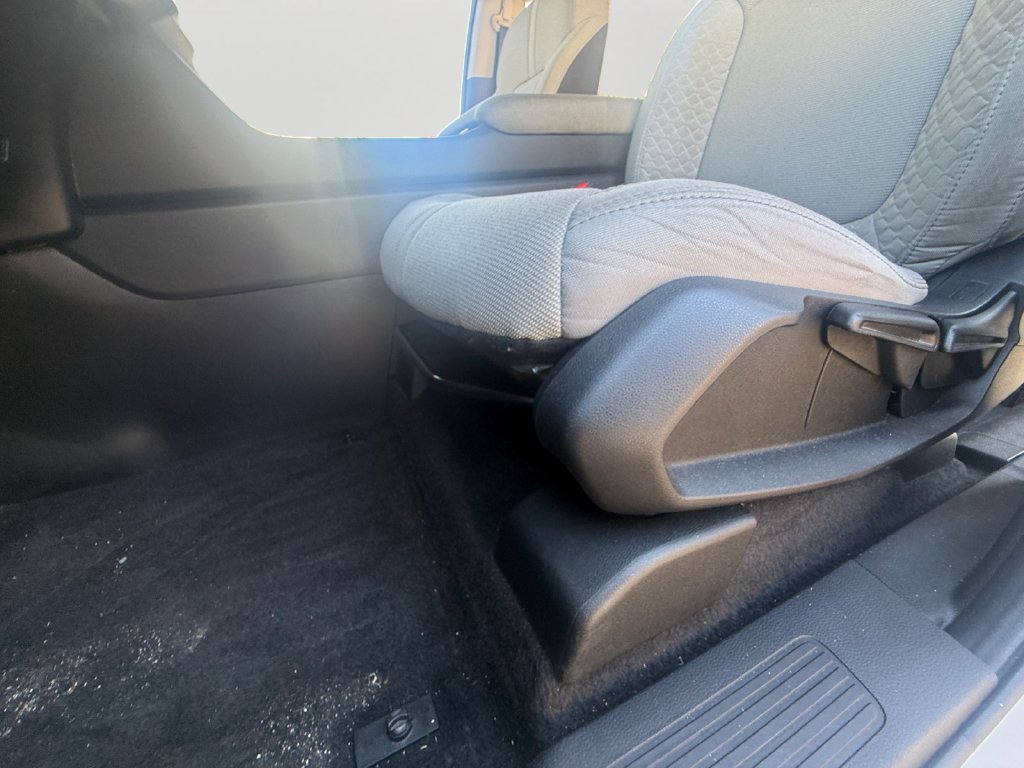 Used 2023 Honda Pilot LX image 22