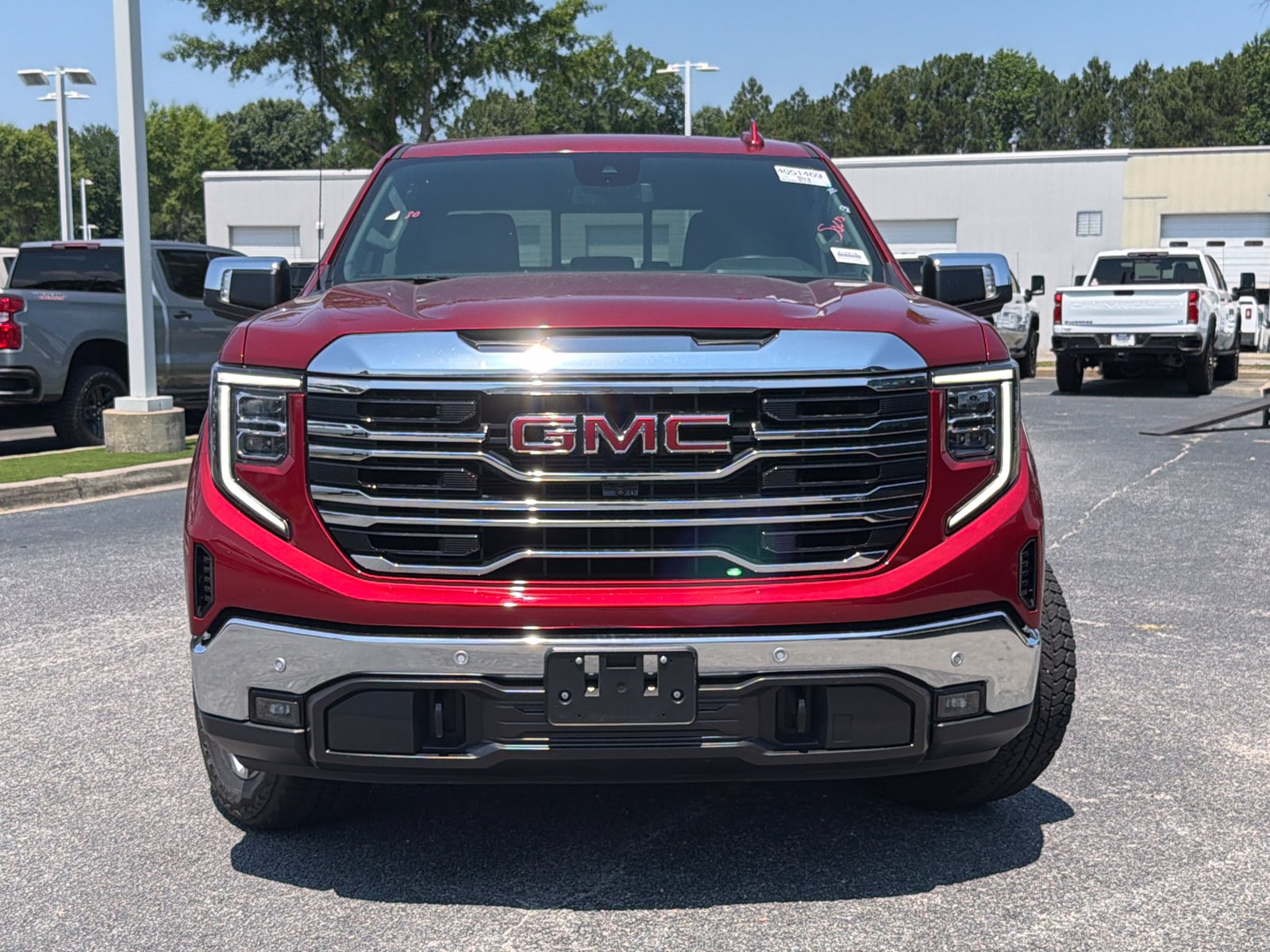 Used 2024 GMC Sierra 1500 SLT w/ SLT Premium Plus Package AWD/4WD image 6