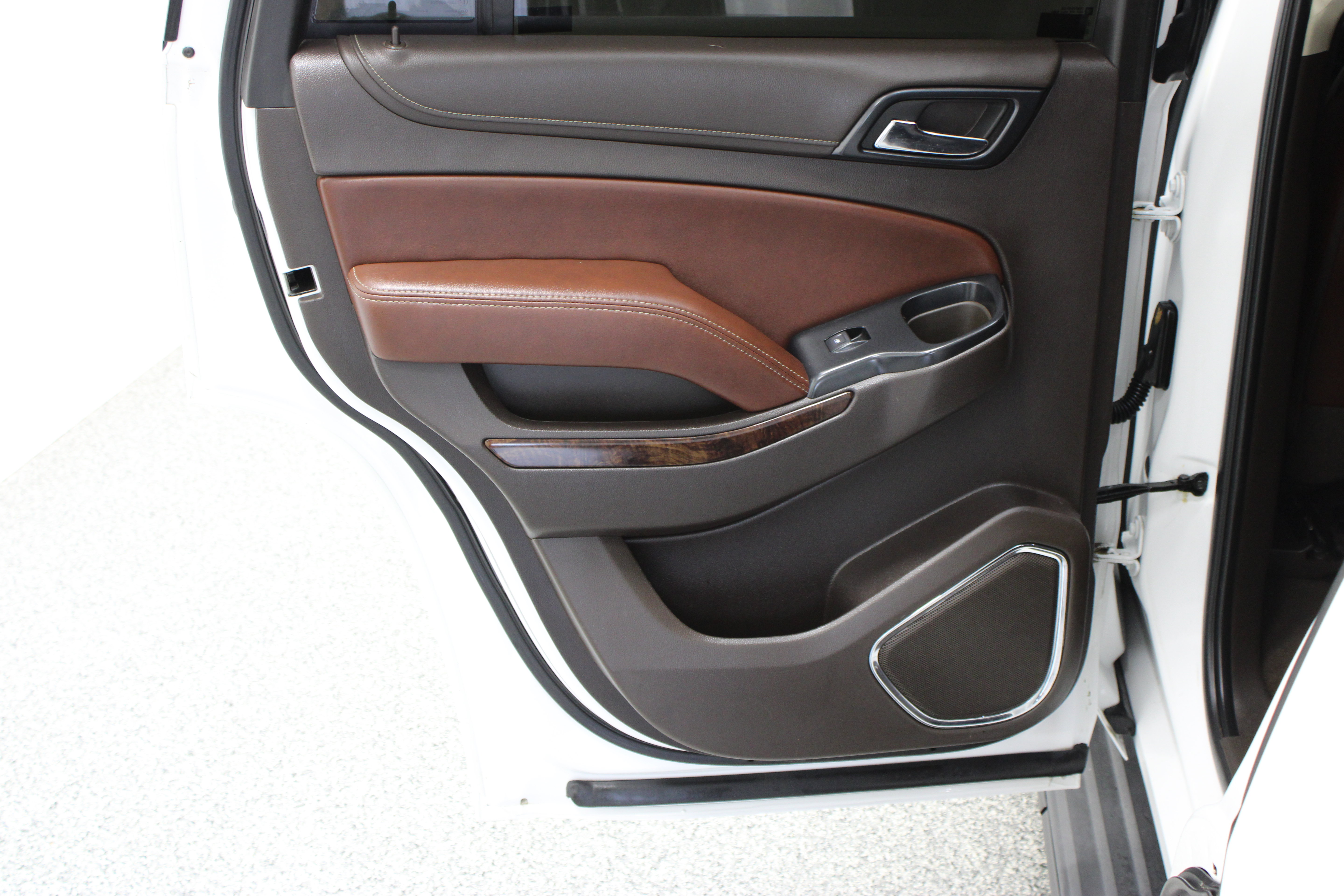 Used 2019 Chevrolet Tahoe Premier AWD/4WD image 28