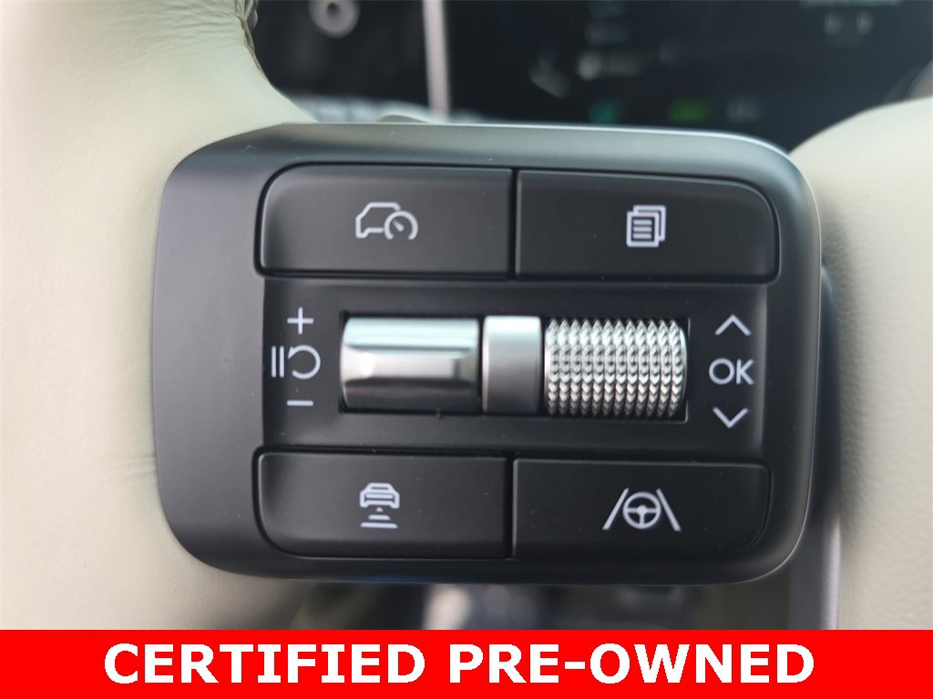 Used 2025 Hyundai Santa Fe Calligraphy image 18