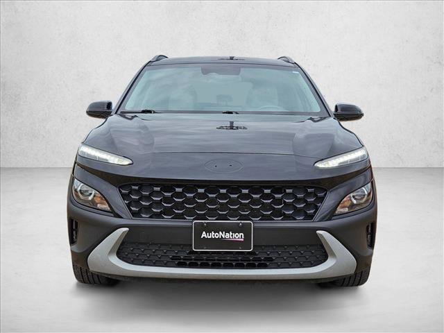 Used 2023 Hyundai Kona SEL FWD image 2
