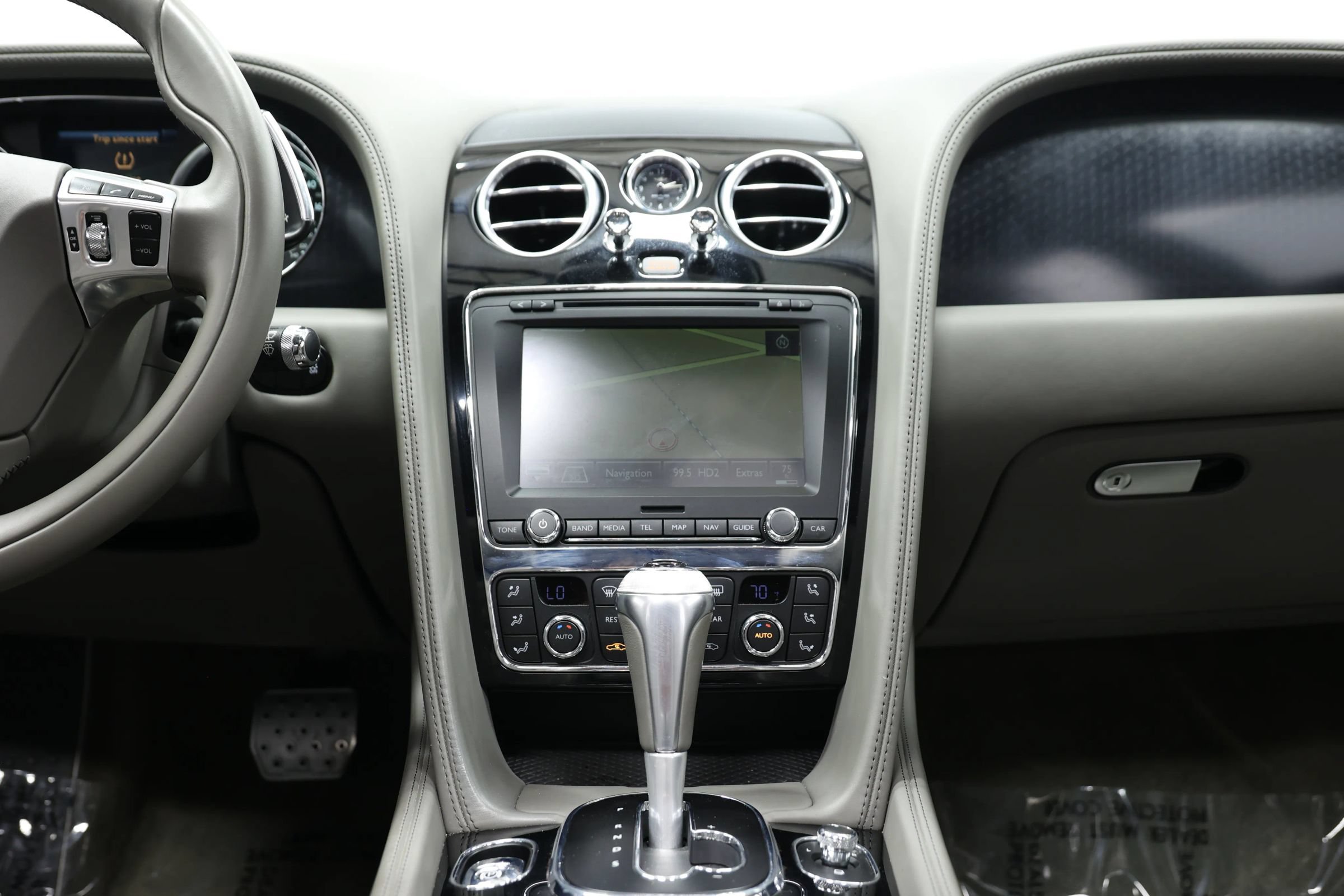 Used 2018 Bentley Flying Spur S W12 AWD/4WD image 45