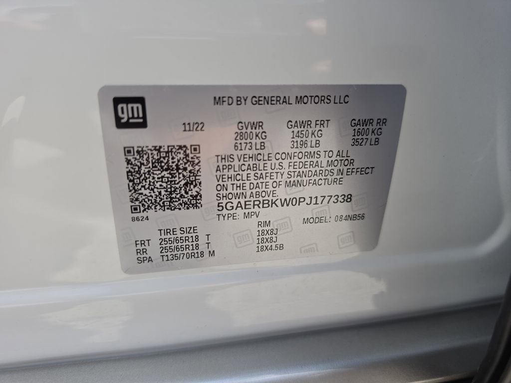 Used 2023 Buick Enclave Essence FWD image 35