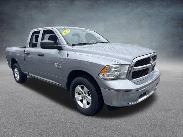 Used 2024 RAM 1500 Classic SLT image 4