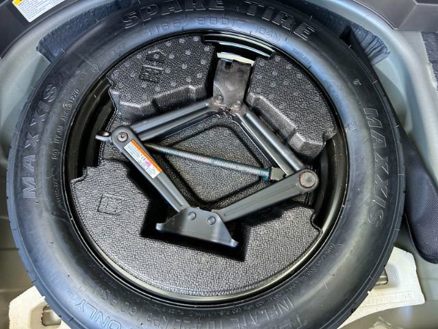 Used 2020 Toyota RAV4 XLE image 35